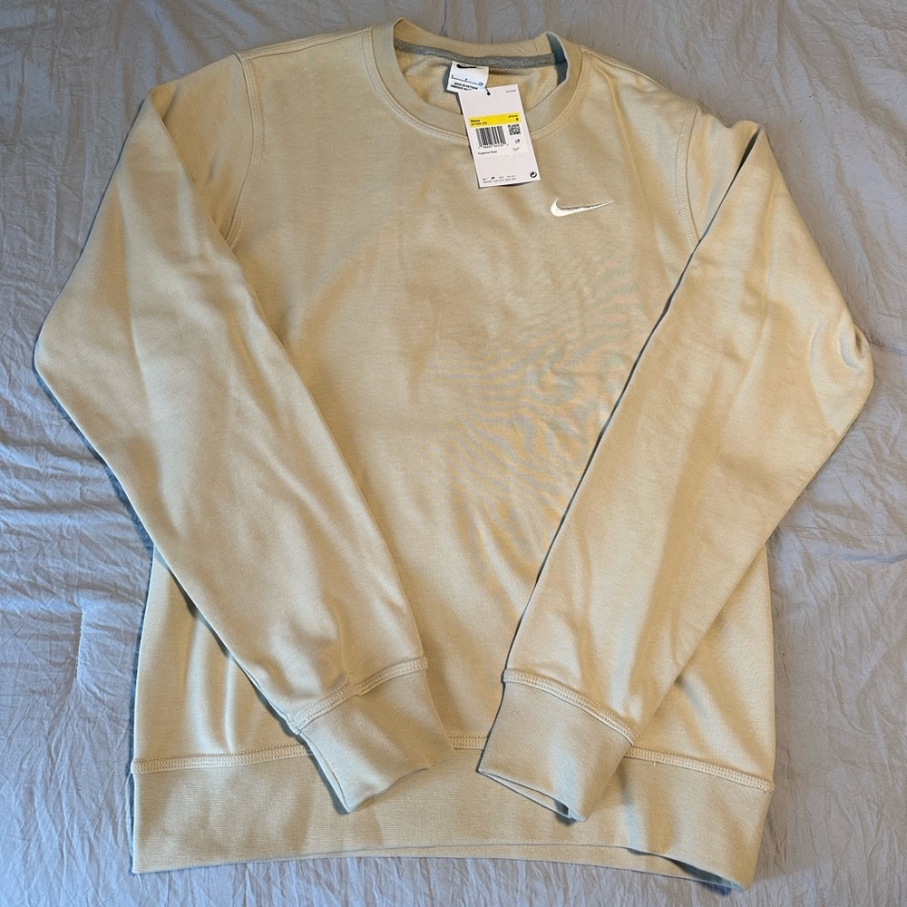 BNWT Nike Crew Pullover